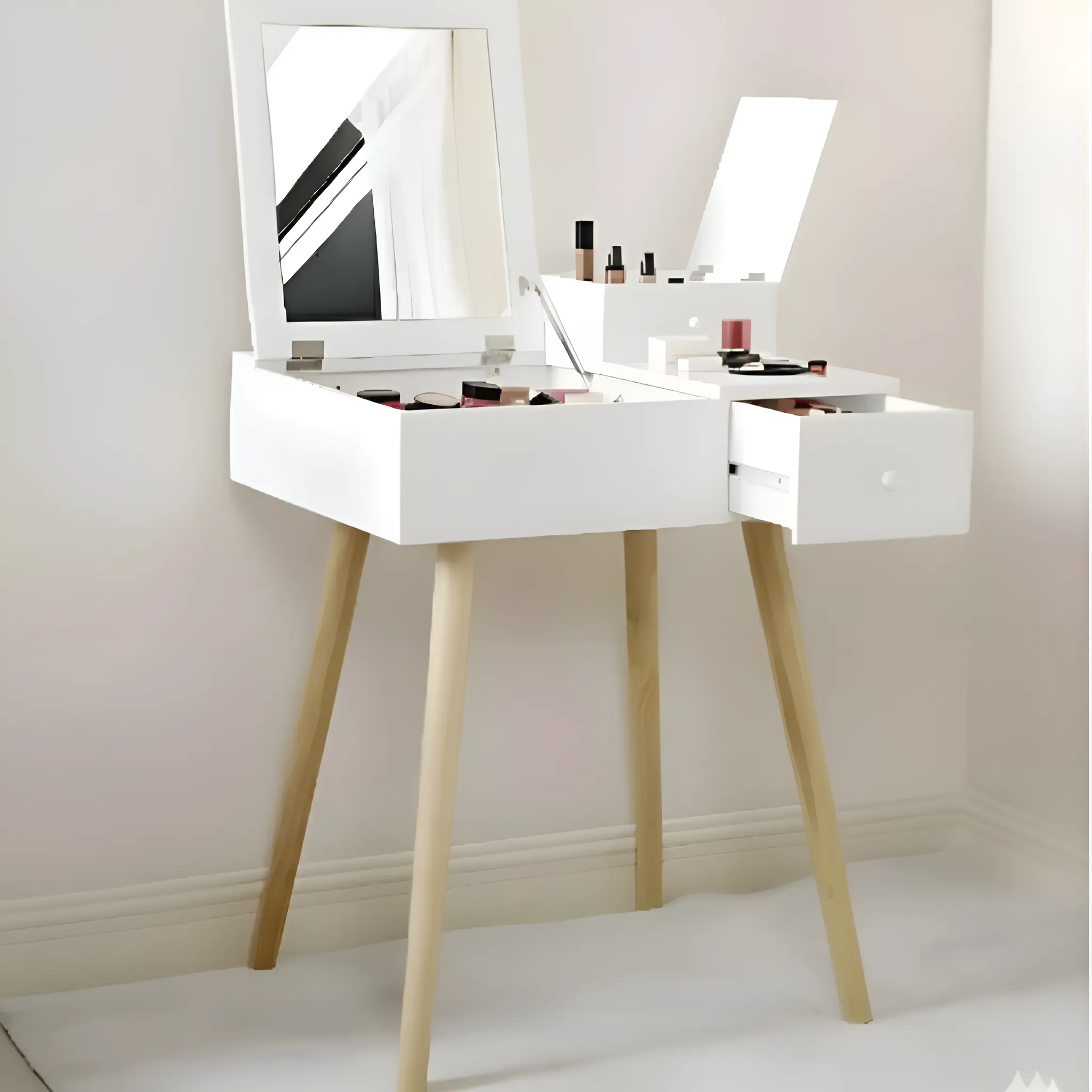 Hidden smart mirror